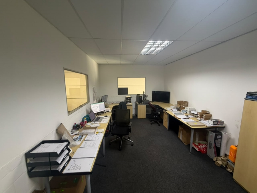 To Let Commercial Property for Rent in Brackenfell Central Western Cape